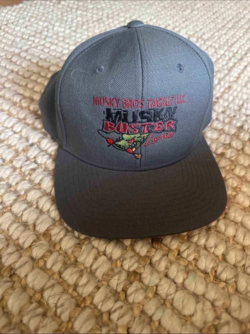 MUSKY BUSTER Logo Grey Snapback Hat